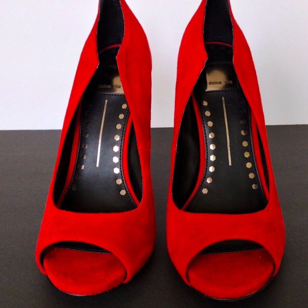 Dolce Vita Isabel Cherry Red Suede Stiletto Peep Toe, Size 7